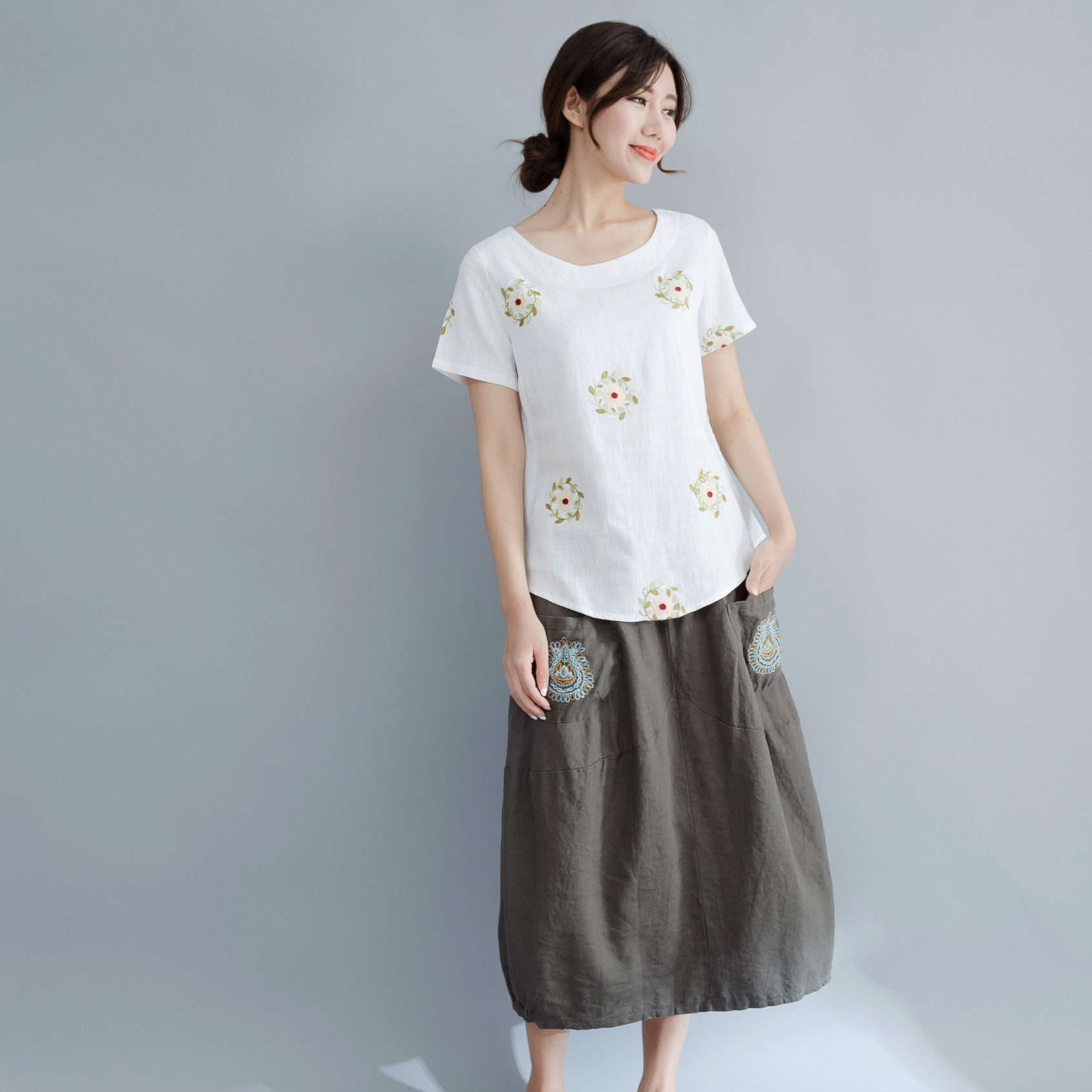 素衣繡17夏女裝新款文藝棉麻半身裙刺繡